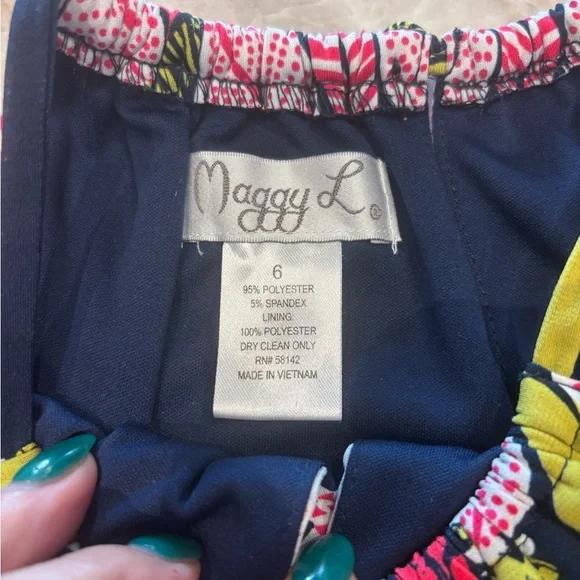 🌺 Maggy London Halter Floral Dress – Size 6 (Y2K) - Picture 3 of 3